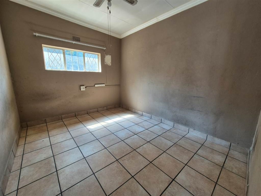 3 Bedroom Property for Sale in Brackenhurst Gauteng
