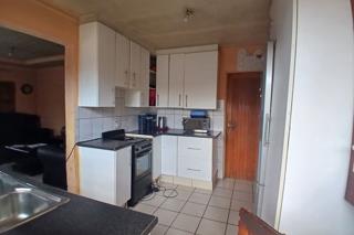 4 Bedroom Property for Sale in Rondebult Gauteng