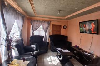 4 Bedroom Property for Sale in Rondebult Gauteng