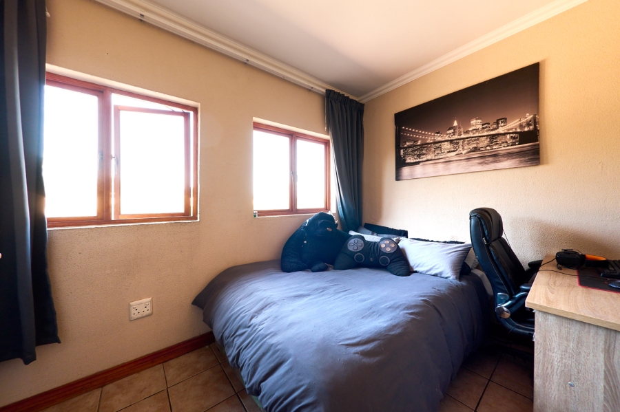 2 Bedroom Property for Sale in Carlswald North Estate Gauteng
