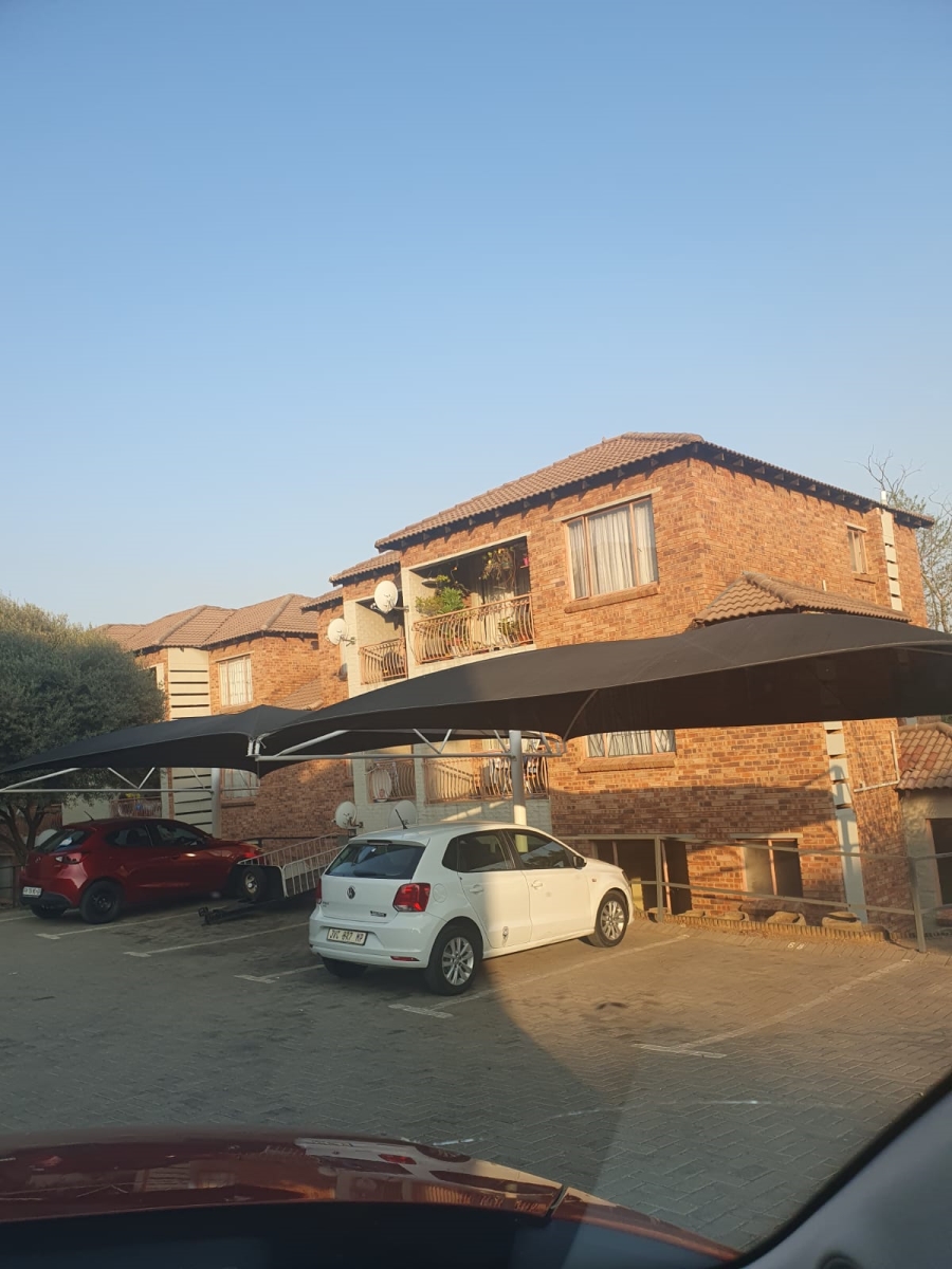 To Let 2 Bedroom Property for Rent in Birchleigh Gauteng