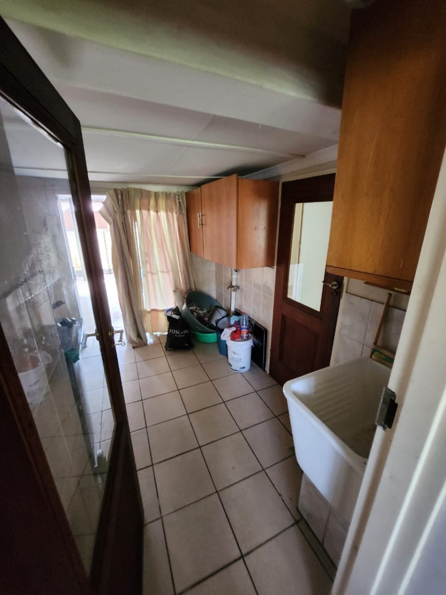 5 Bedroom Property for Sale in Vanderbijlpark SE 6 Gauteng