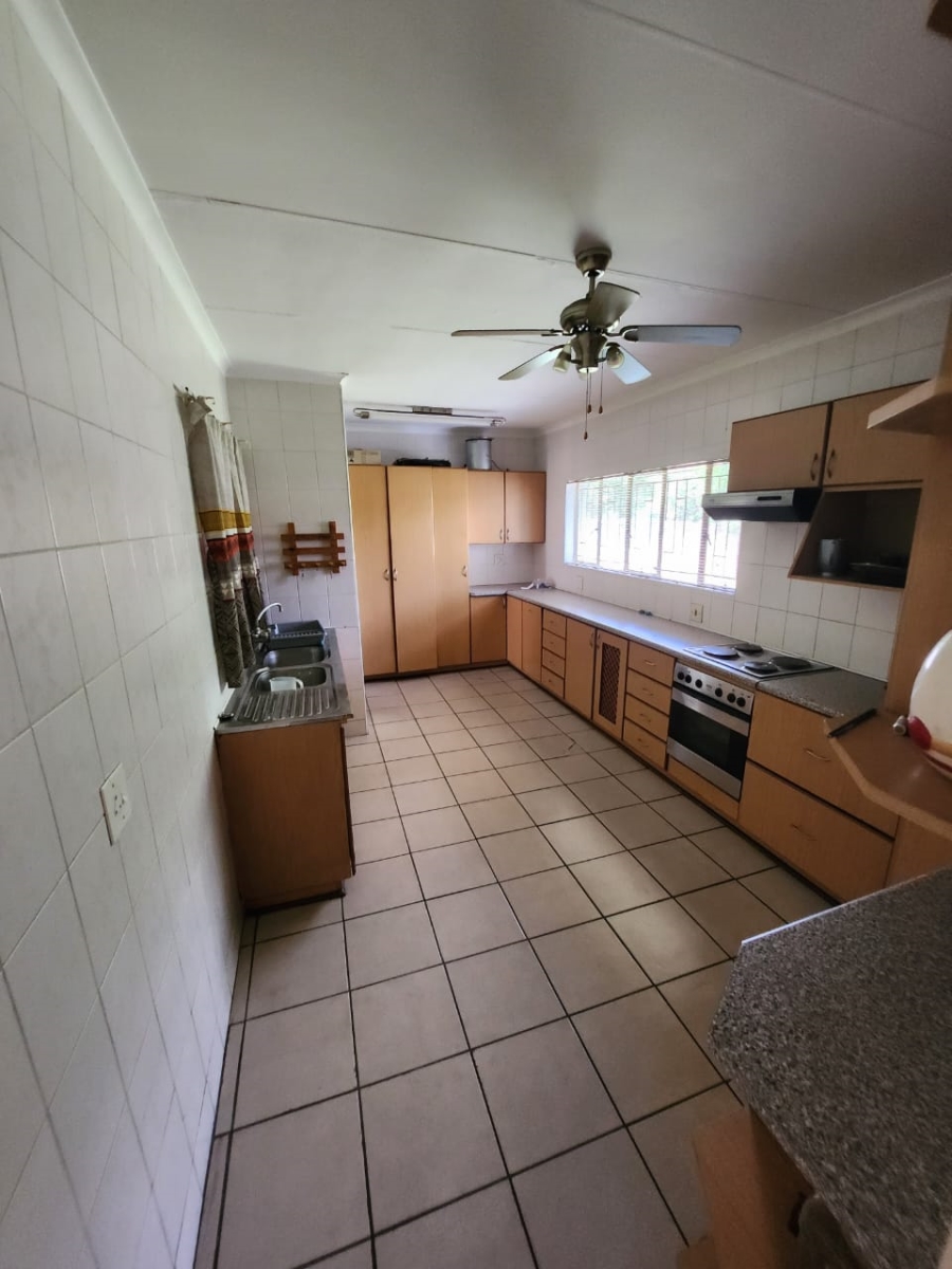 5 Bedroom Property for Sale in Vanderbijlpark SE 6 Gauteng