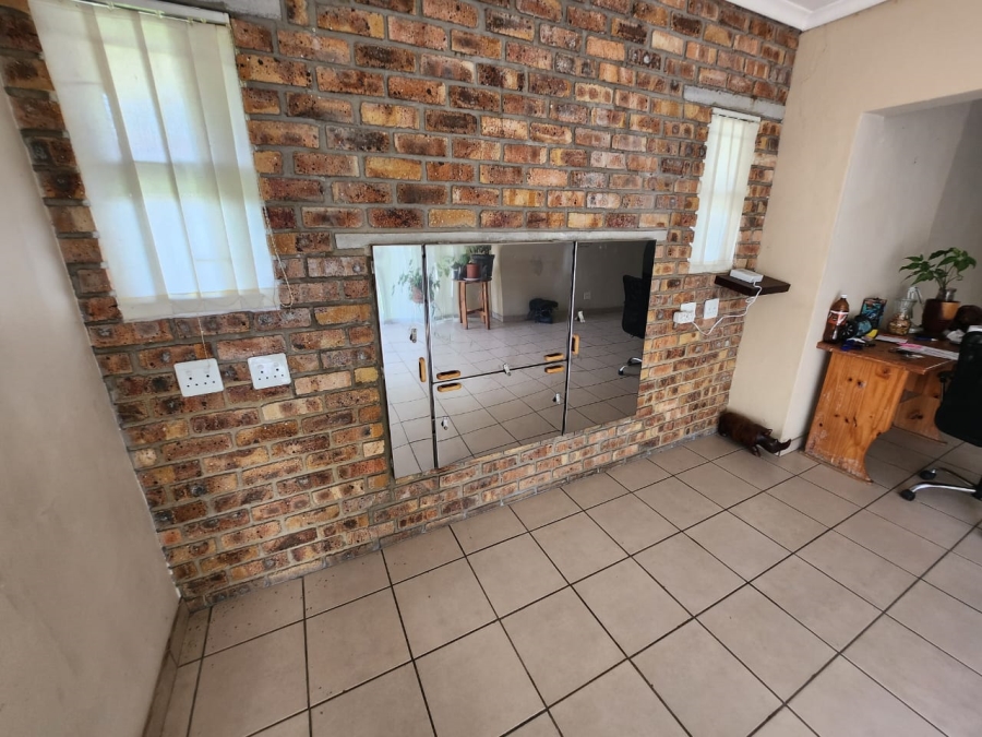 5 Bedroom Property for Sale in Vanderbijlpark SE 6 Gauteng
