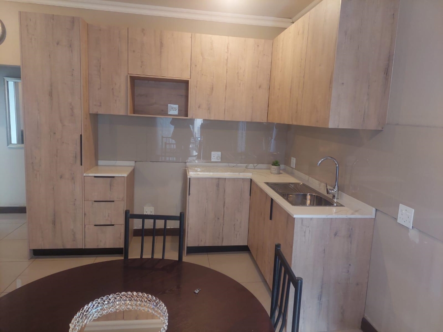 6 Bedroom Property for Sale in Laudium Ext 1 Gauteng