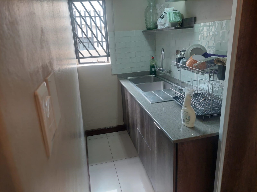 6 Bedroom Property for Sale in Laudium Ext 1 Gauteng