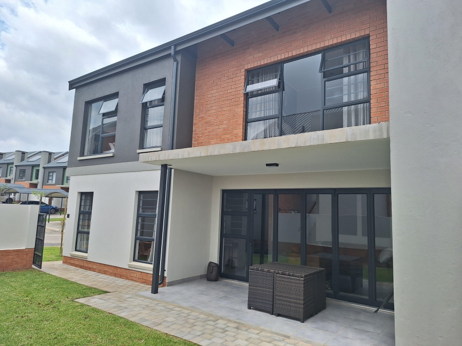 4 Bedroom Property for Sale in Amberfield Gauteng
