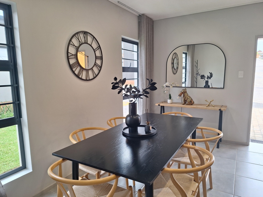 4 Bedroom Property for Sale in Amberfield Gauteng