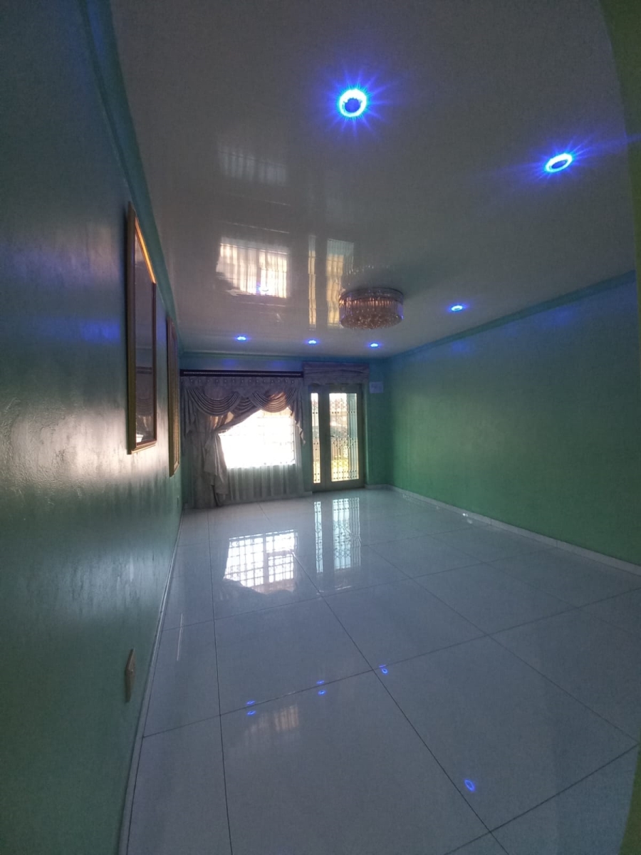 4 Bedroom Property for Sale in Lenasia Ext 1 Gauteng