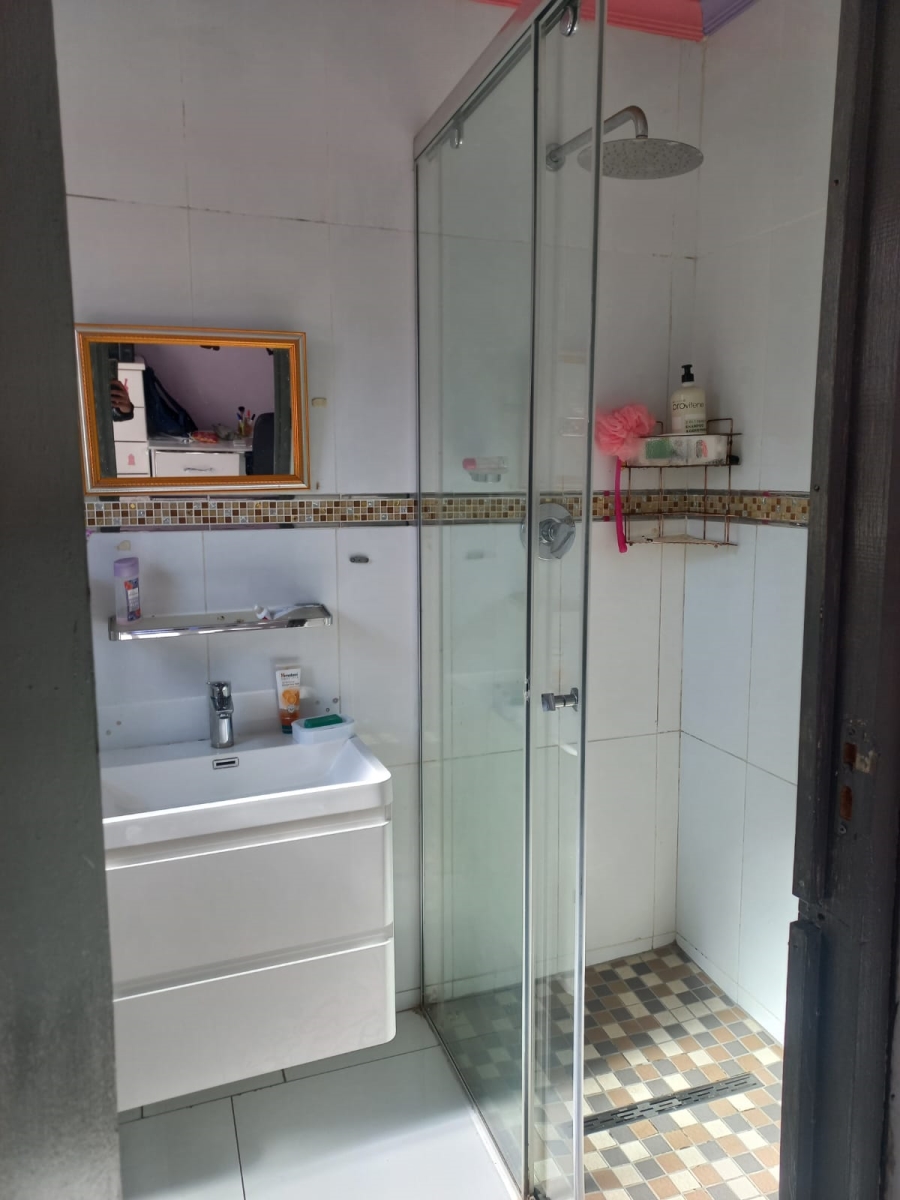 4 Bedroom Property for Sale in Lenasia Ext 1 Gauteng