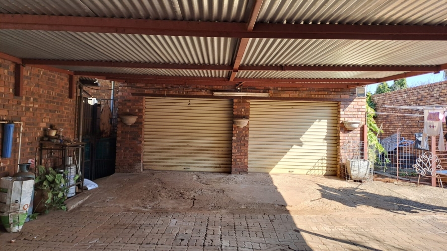 3 Bedroom Property for Sale in Danville Gauteng
