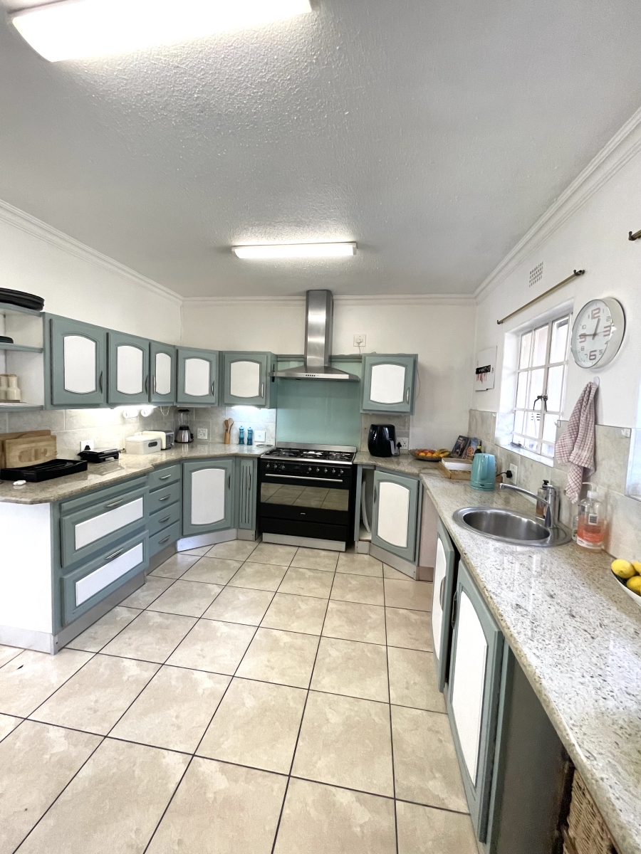 5 Bedroom Property for Sale in Bryanston Gauteng