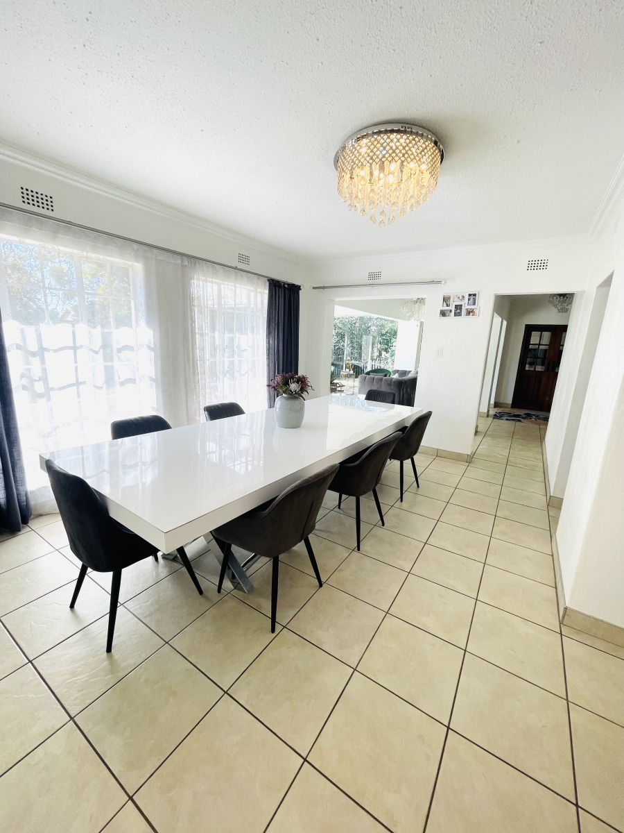 5 Bedroom Property for Sale in Bryanston Gauteng