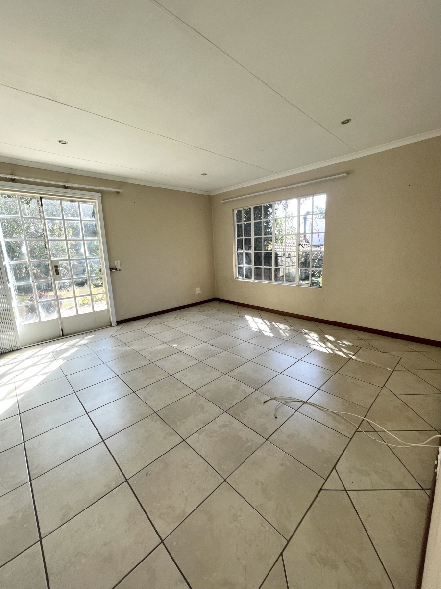 5 Bedroom Property for Sale in Bryanston Gauteng