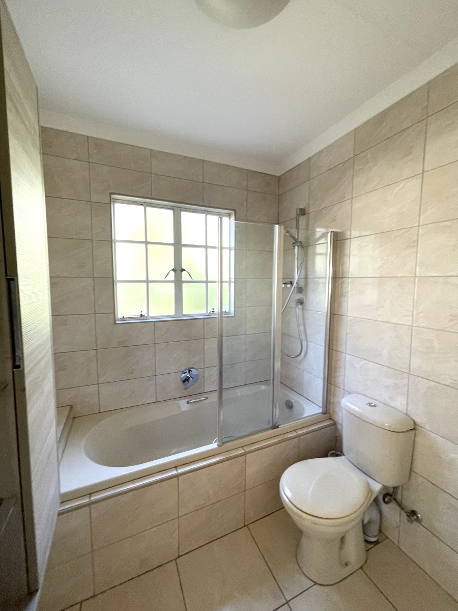 5 Bedroom Property for Sale in Bryanston Gauteng