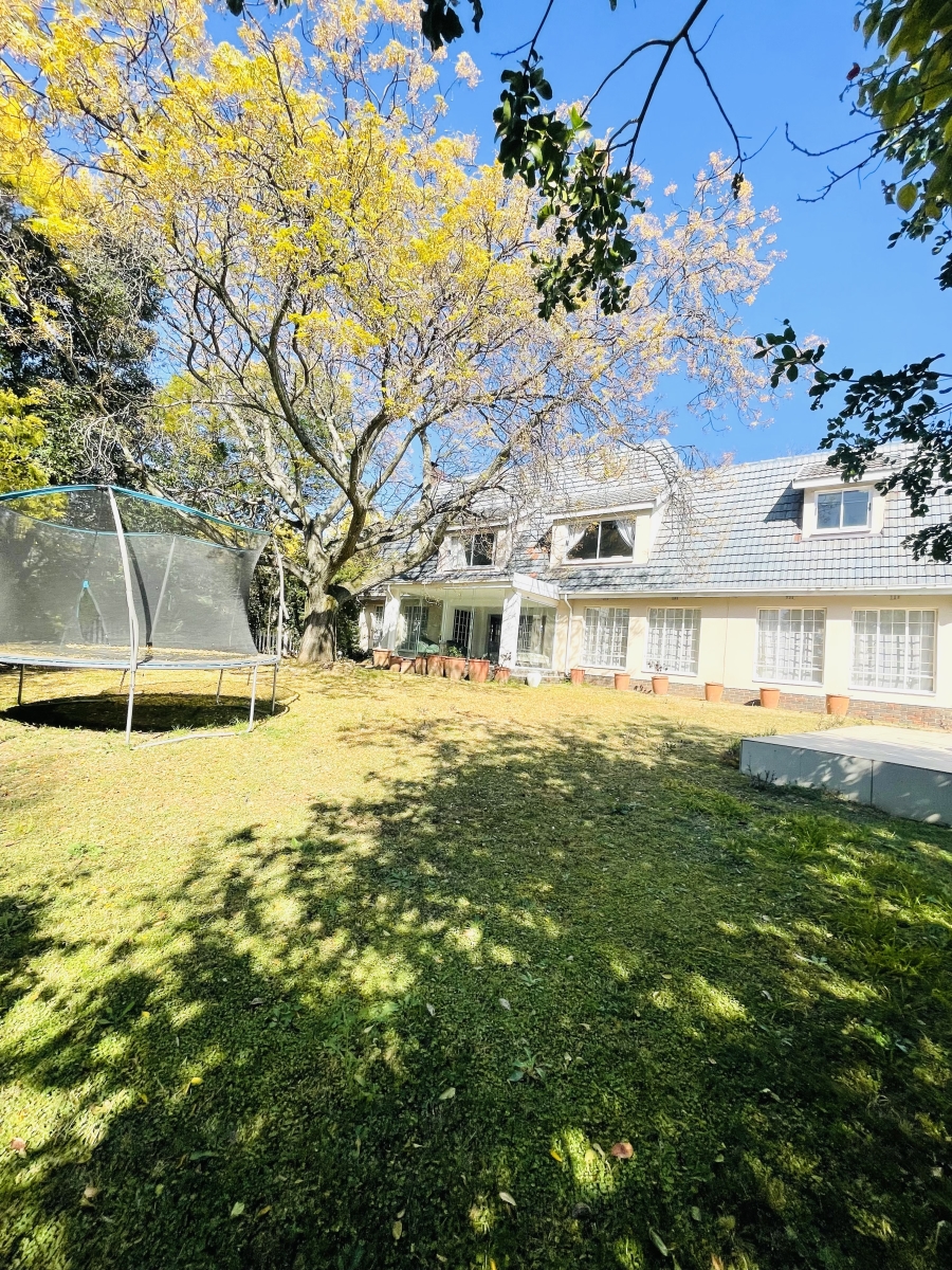 5 Bedroom Property for Sale in Bryanston Gauteng