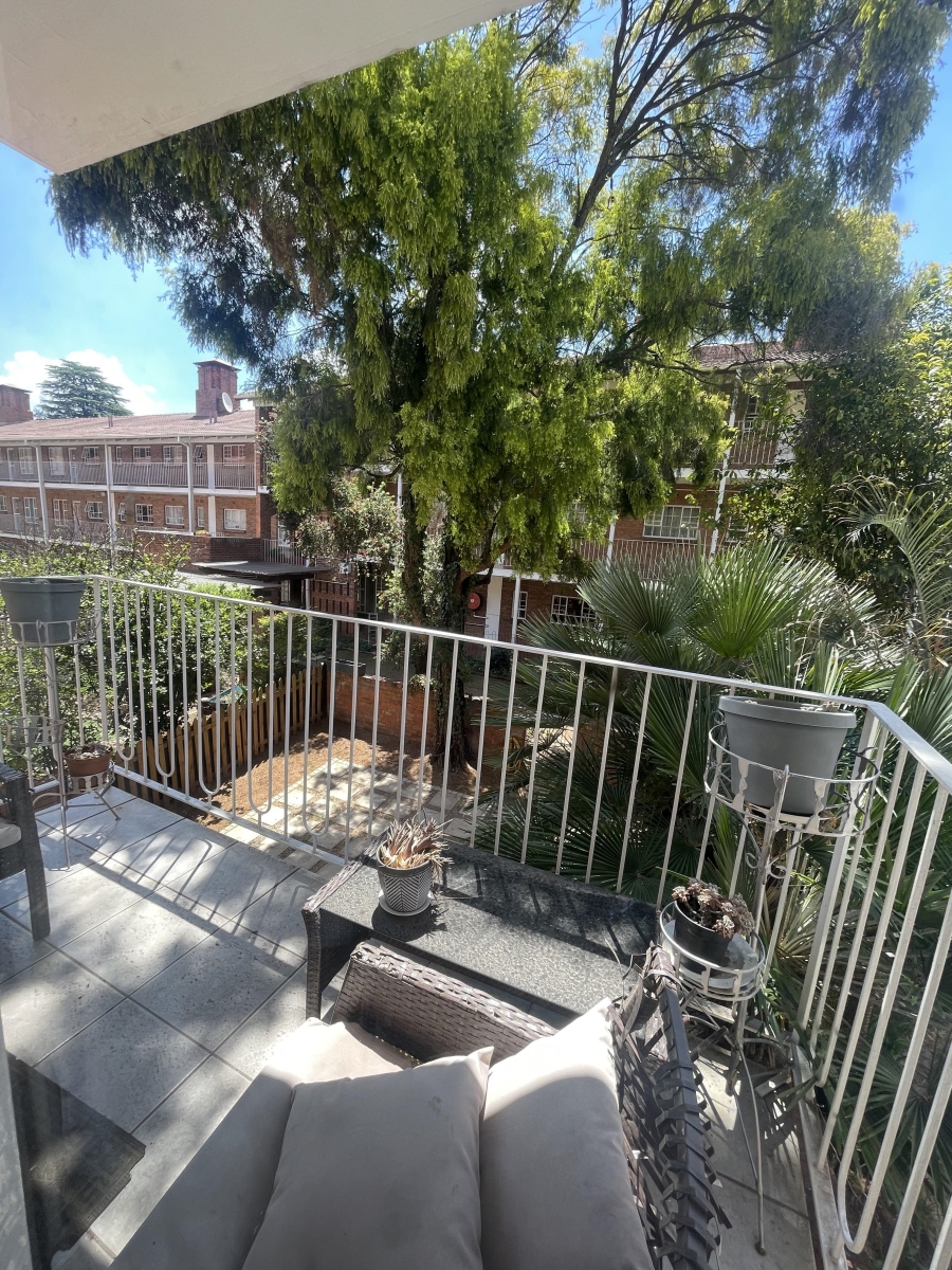 2 Bedroom Property for Sale in Woodmead Gauteng