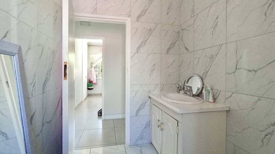 4 Bedroom Property for Sale in Morningside Gauteng