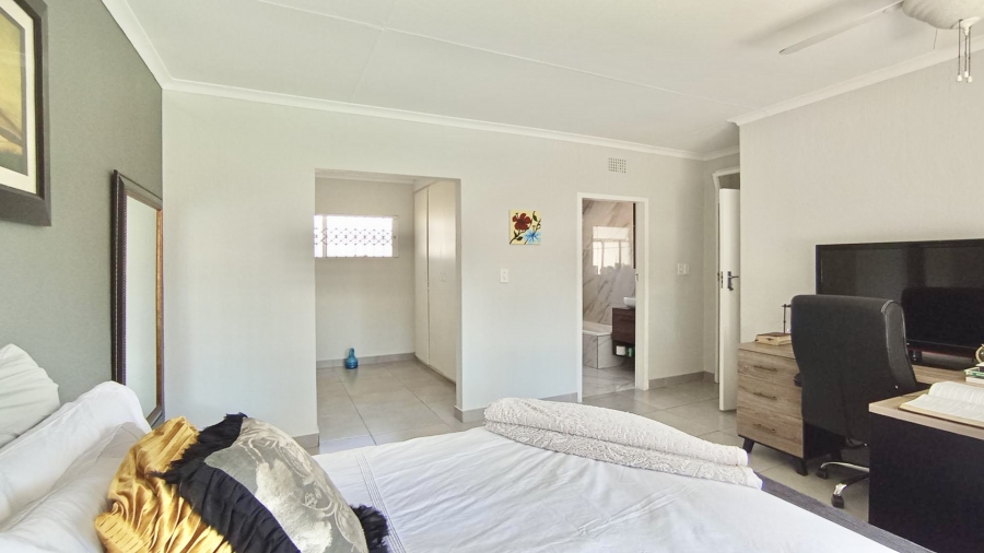 4 Bedroom Property for Sale in Morningside Gauteng