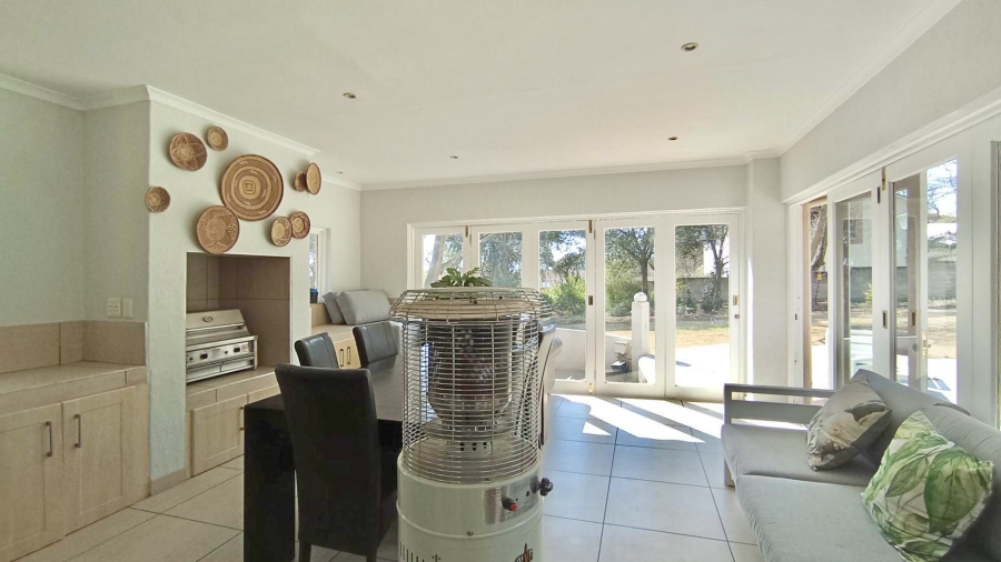 4 Bedroom Property for Sale in Morningside Gauteng