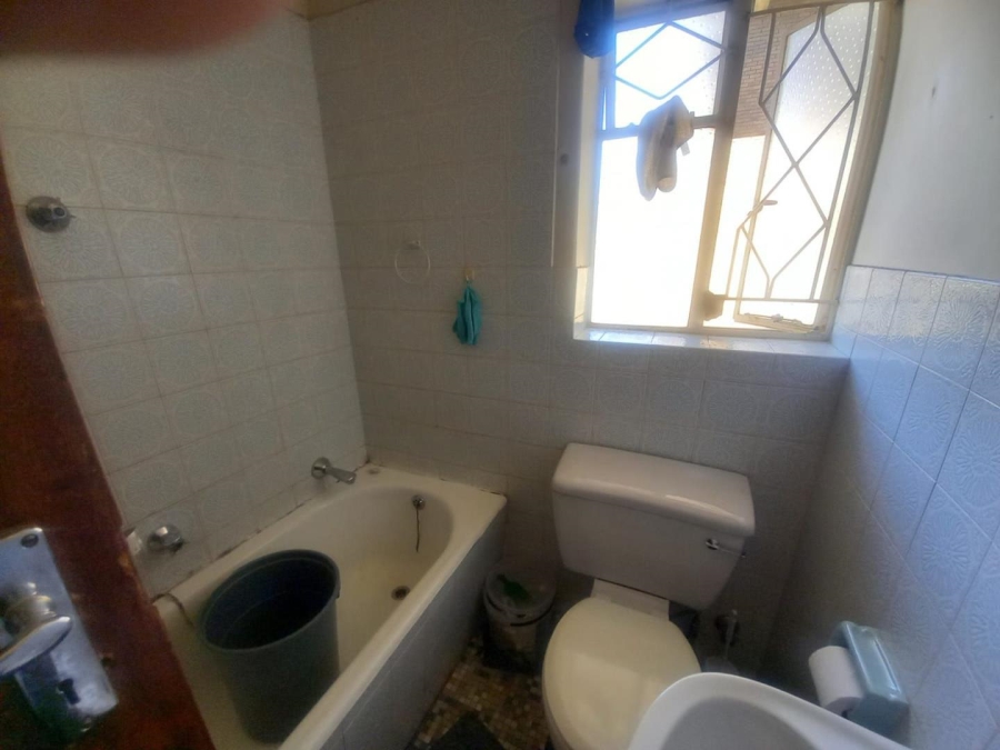 2 Bedroom Property for Sale in Benoni Central Gauteng