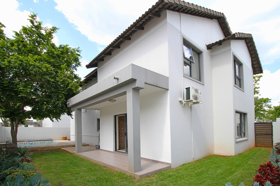 3 Bedroom Property for Sale in Broadacres Gauteng