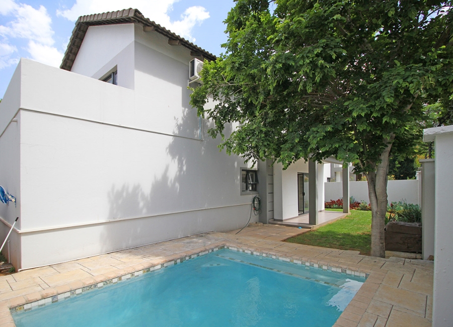 3 Bedroom Property for Sale in Broadacres Gauteng
