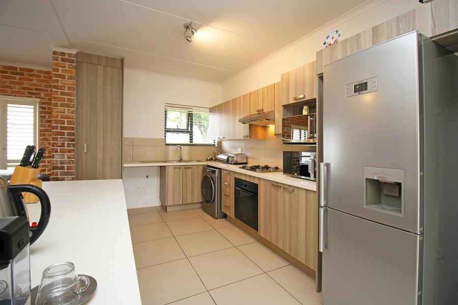 3 Bedroom Property for Sale in Broadacres Gauteng