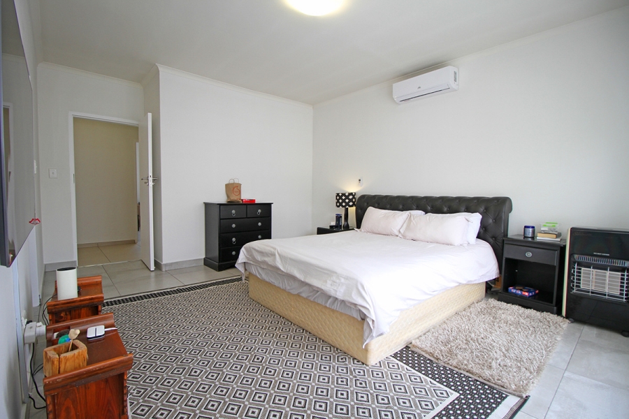 3 Bedroom Property for Sale in Broadacres Gauteng