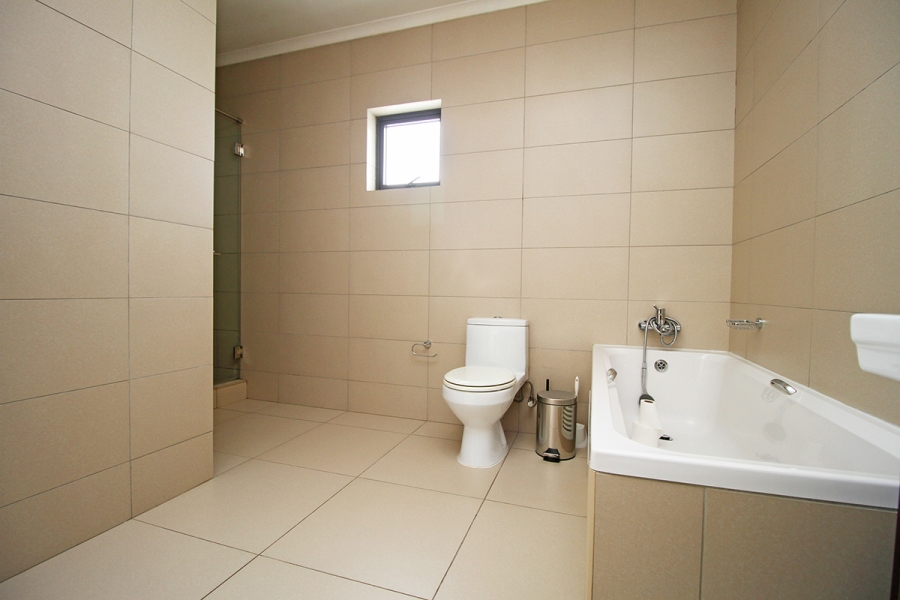 3 Bedroom Property for Sale in Broadacres Gauteng