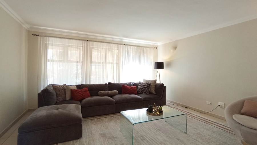 5 Bedroom Property for Sale in Beverley Gauteng