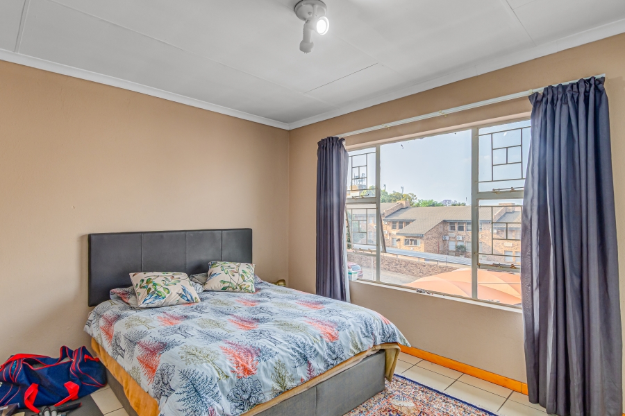 2 Bedroom Property for Sale in Fairland Gauteng