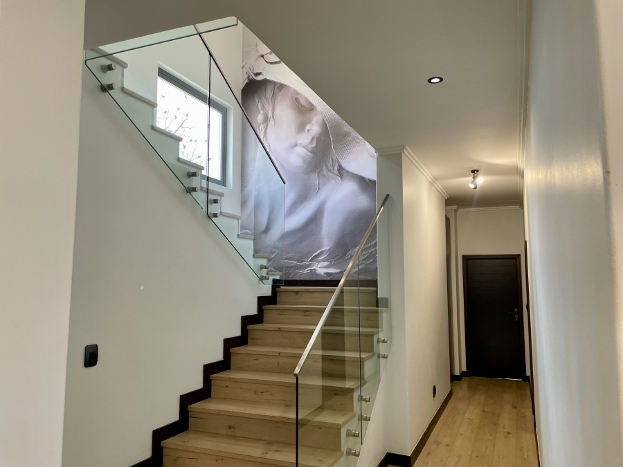 3 Bedroom Property for Sale in Bryanston Gauteng