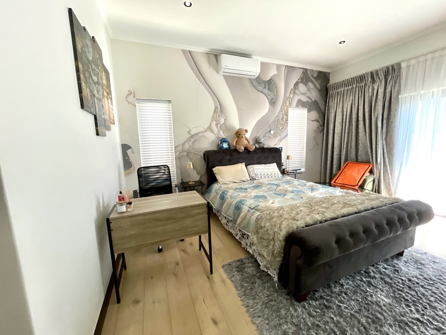 3 Bedroom Property for Sale in Bryanston Gauteng