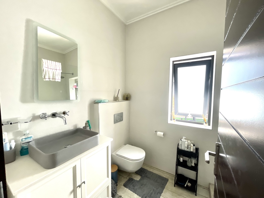 3 Bedroom Property for Sale in Bryanston Gauteng