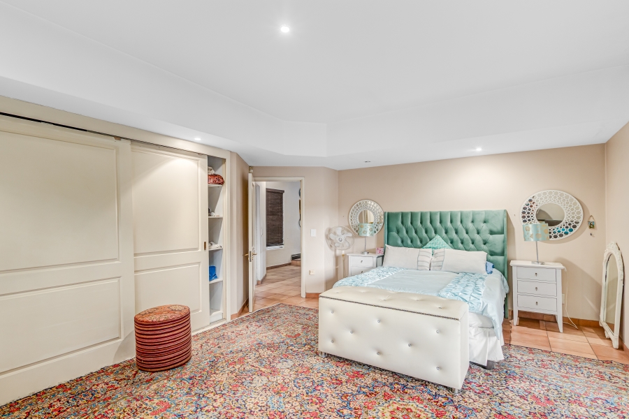 5 Bedroom Property for Sale in Dainfern Gauteng