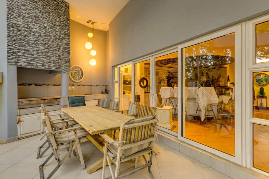 5 Bedroom Property for Sale in Dainfern Gauteng