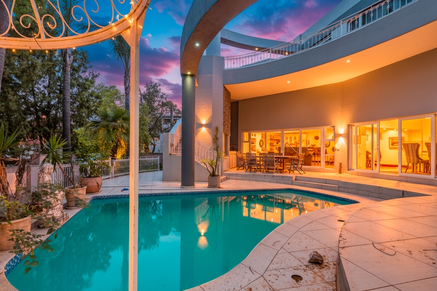 5 Bedroom Property for Sale in Dainfern Gauteng