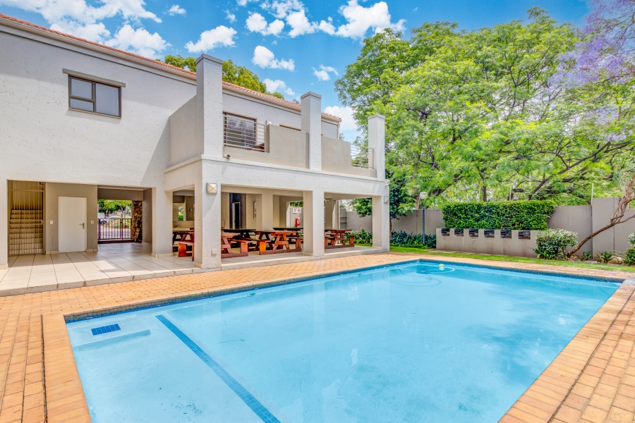 2 Bedroom Property for Sale in Bryanston Gauteng