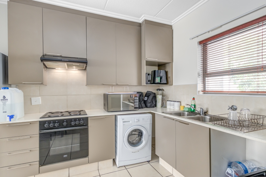 2 Bedroom Property for Sale in Bryanston Gauteng