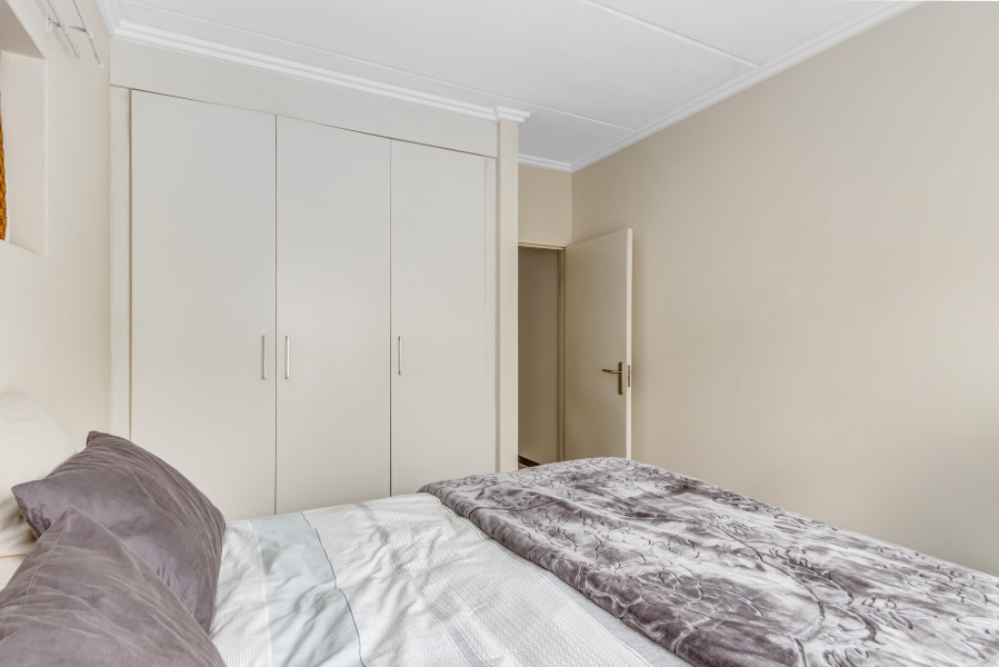 2 Bedroom Property for Sale in Bryanston Gauteng