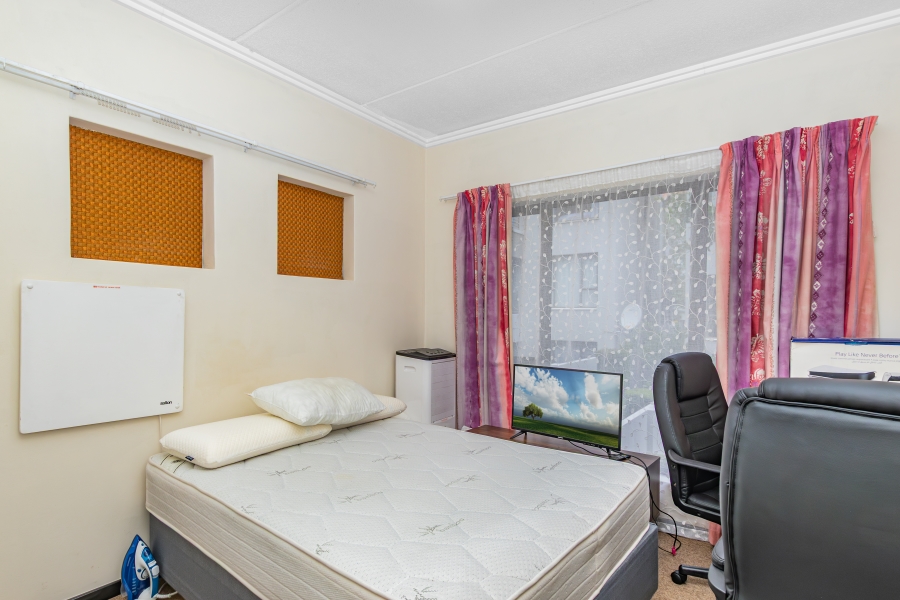 2 Bedroom Property for Sale in Bryanston Gauteng