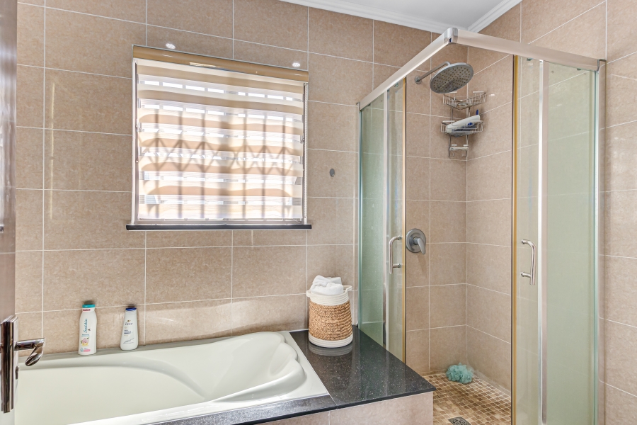 4 Bedroom Property for Sale in Fourways Gauteng