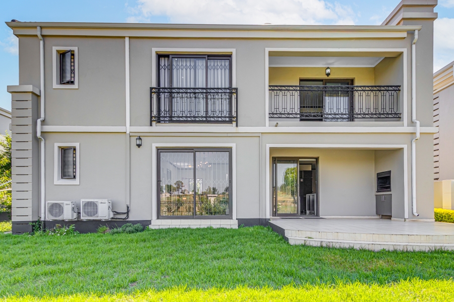 4 Bedroom Property for Sale in Fourways Gauteng