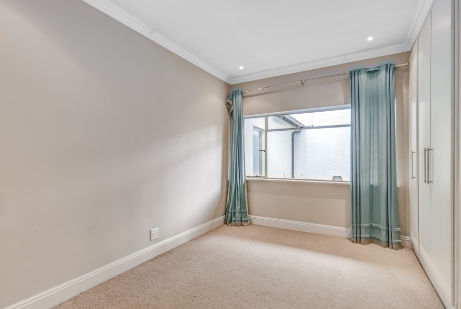 5 Bedroom Property for Sale in Bryanston Gauteng