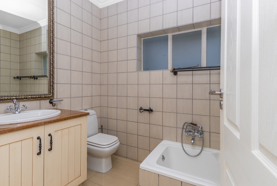 5 Bedroom Property for Sale in Bryanston Gauteng