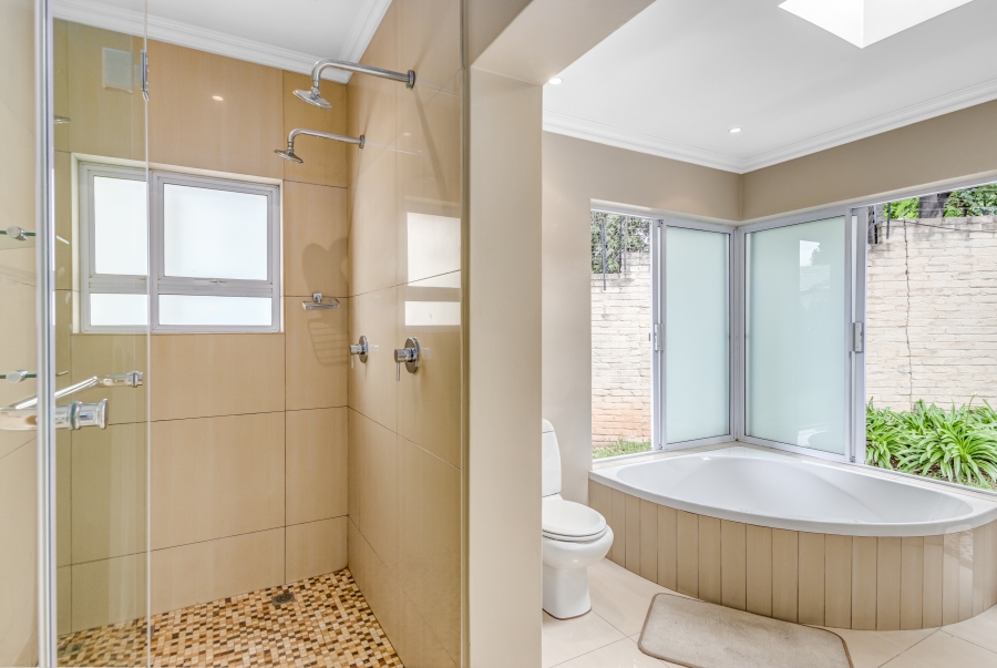 5 Bedroom Property for Sale in Bryanston Gauteng