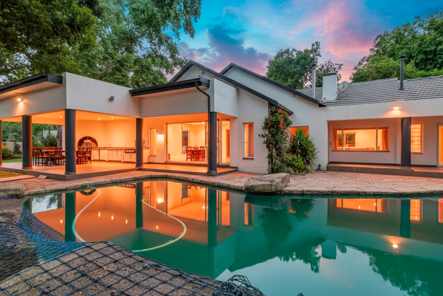 5 Bedroom Property for Sale in Bryanston Gauteng