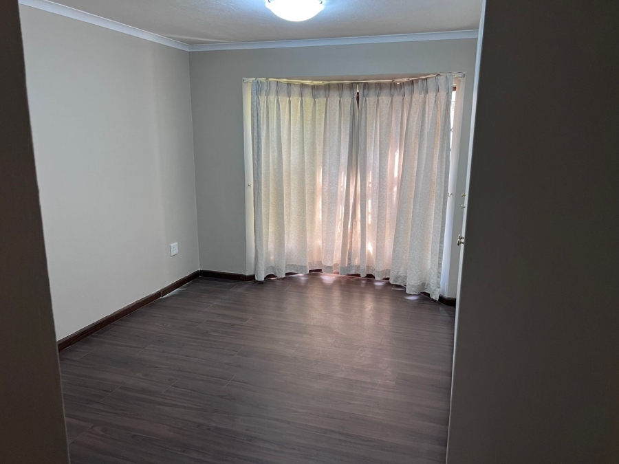 2 Bedroom Property for Sale in Rivonia Gauteng