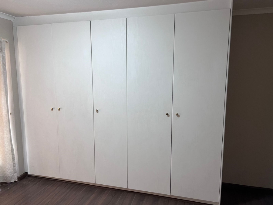 2 Bedroom Property for Sale in Rivonia Gauteng